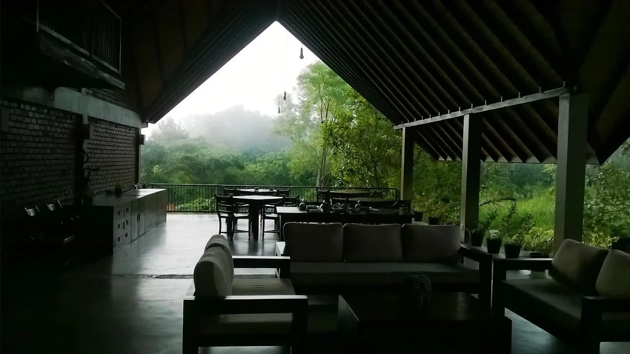 Go Go Green Resort Habarana 3*,